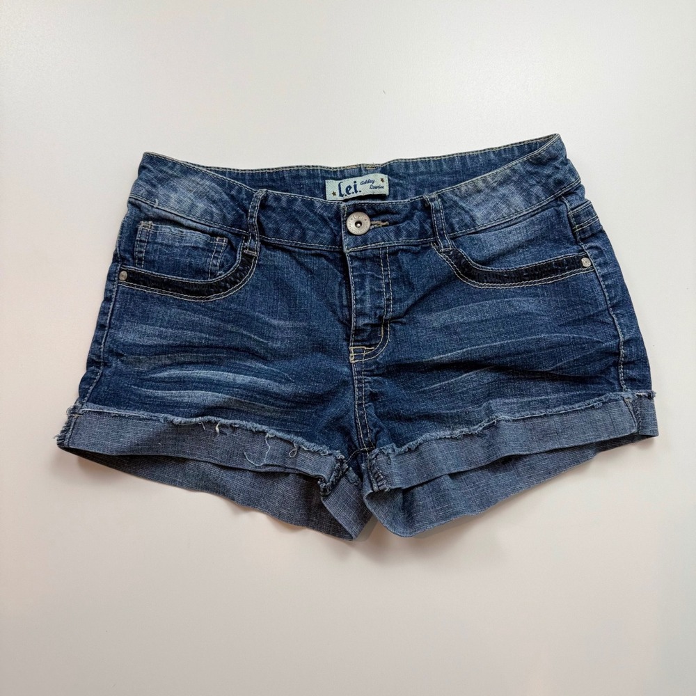 l.e.i. Ashley Lowrise Denim Shorts Dark Wash Cuffed Crochet Trim Juniors 9